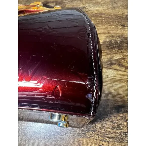 Louis Vuitton Vernis Brea MM - Griotte - Picture 10 of 11